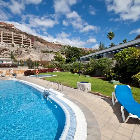 شقة Apartamentos Amadores Beach