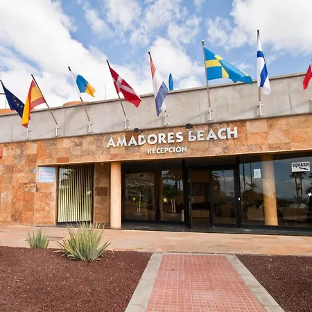 Apartamentos Amadores Beach Lejlighed *