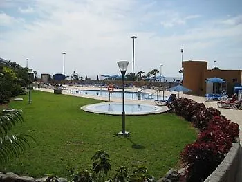 Apartamentos Amadores Beach 아마도레스
