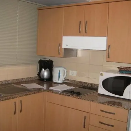 Apartamentos Amadores Beach Lejlighed *
